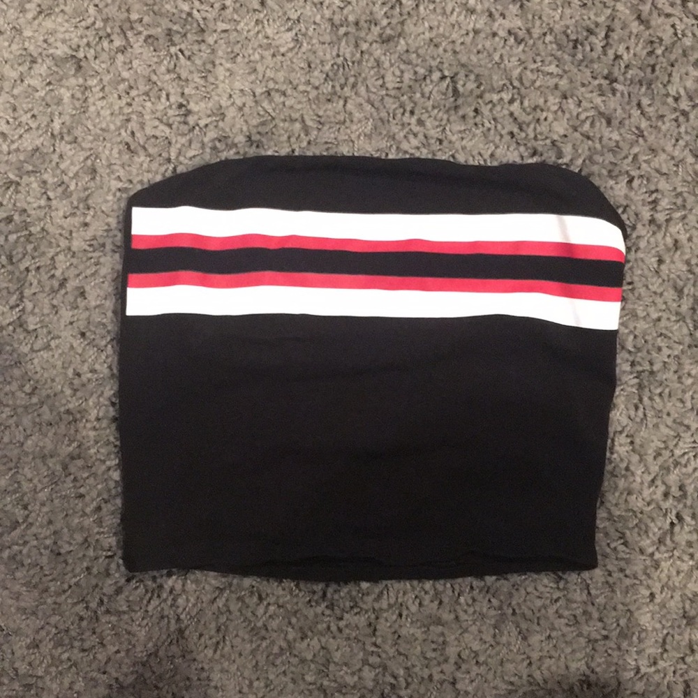 ⭕️SOLD⭕️Pink by Victoria’s Secret tube top